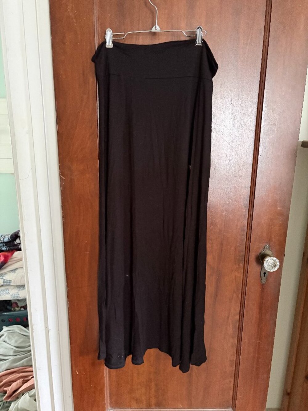 Black Slinky Maxi Skirt (Size L/XL)